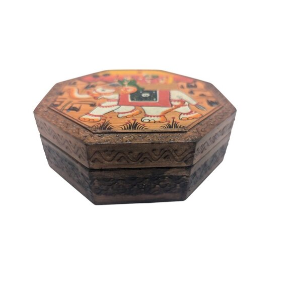 Rajasthani Wooden Mukhwas Box Hand Painted Elephant Dry Fruit Box w Four partit - Picture 15 of 15